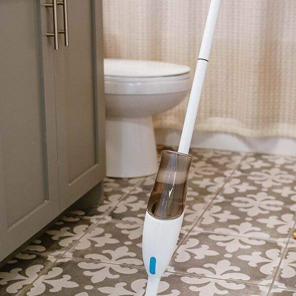 Σφουγγαρίστρα / Παρκετέζα Με Σπρέι Ψεκασμού & Μικροΐνες electronistas.gr