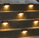 Led Ηλιακό Γωνιακό Φωτιστικό IP65 Θερμό Λευκό electronistas.gr