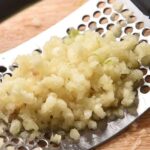 Ανοξείδωτη Πρέσα Σκόρδου Χειρός electronistas.gr